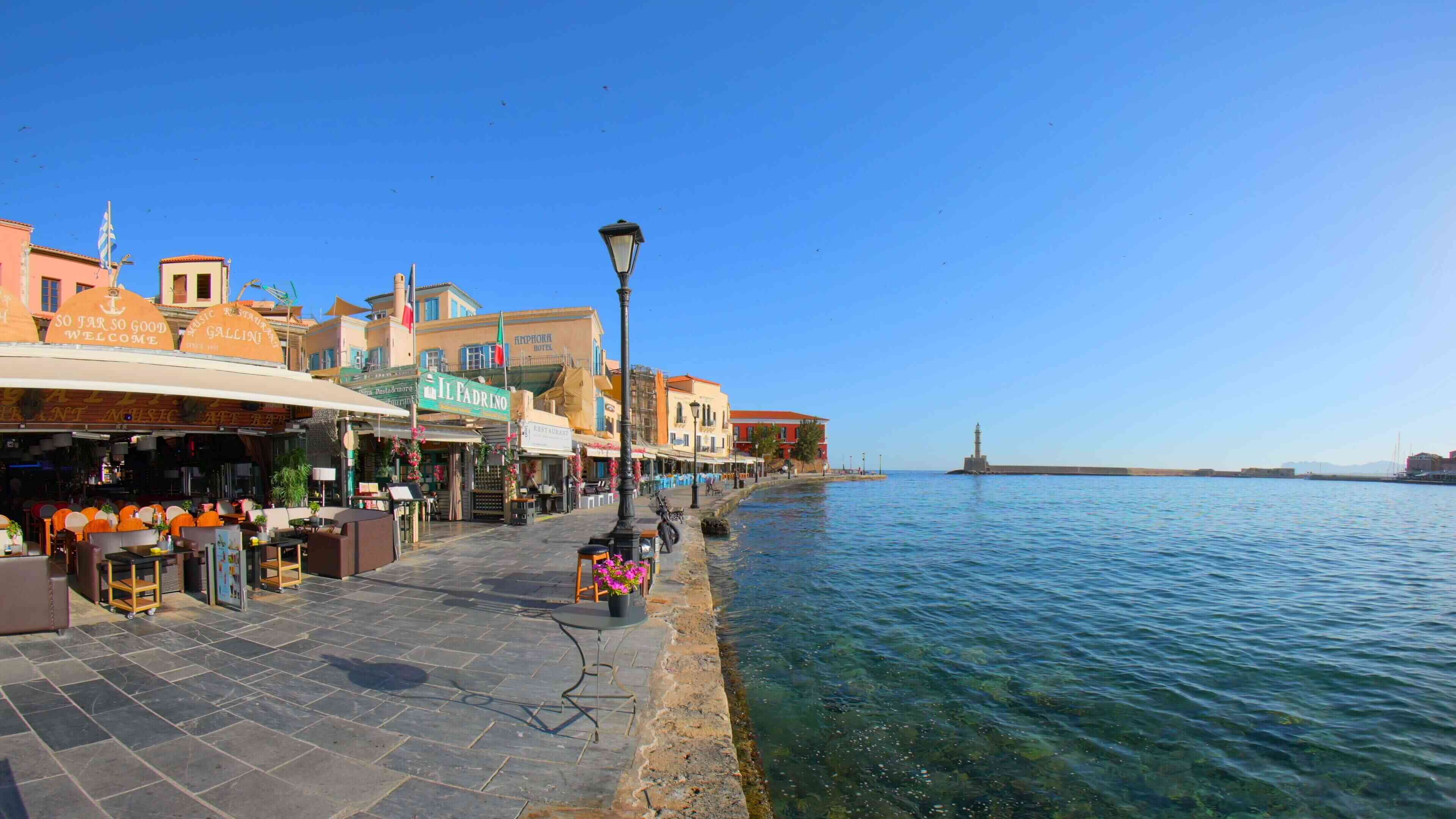 Seaside Streets and Colourful Sights
